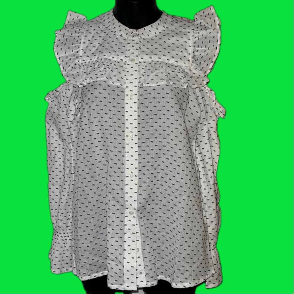 NWT cute cold shoulder Mudpie top S